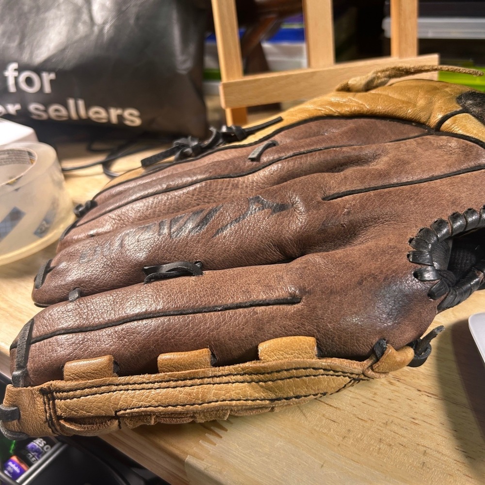 Mizuno GVS 1300 Superior Design 13 Inch Baseball Glove Full Grain Leather lht - Picture 5 of 6